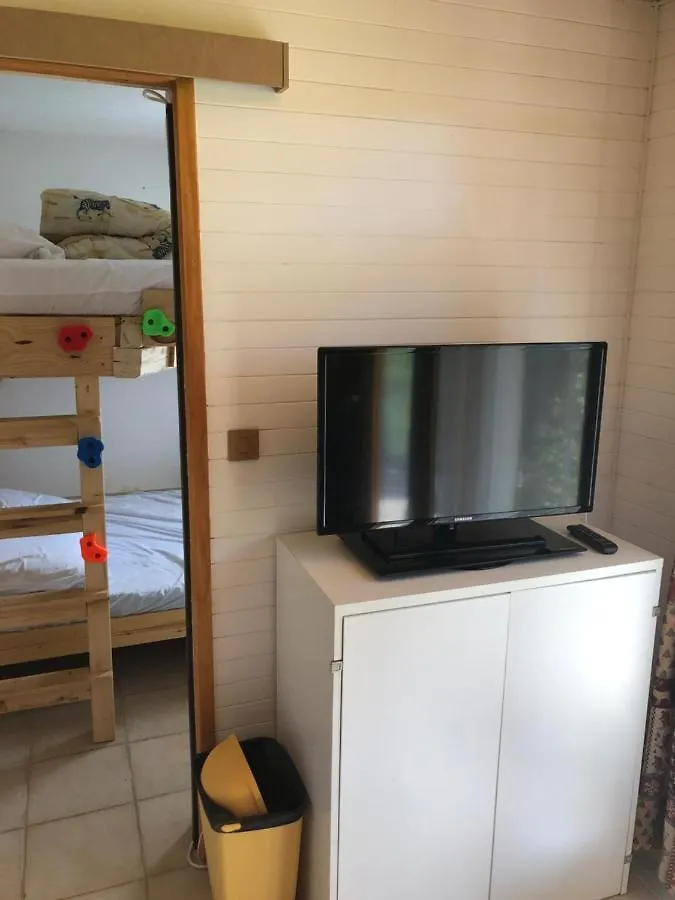 شقة Appartement 2 Pieces Pieds Des Pistes Terrasse Face A La Montagne بيرنيكس